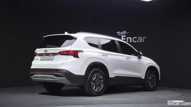 Main__Slider__Photo:Santafe Hyundai 2021.8-1