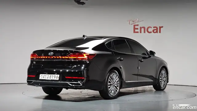 Main__Slider__Photo:K7 Kia 2019.8-1