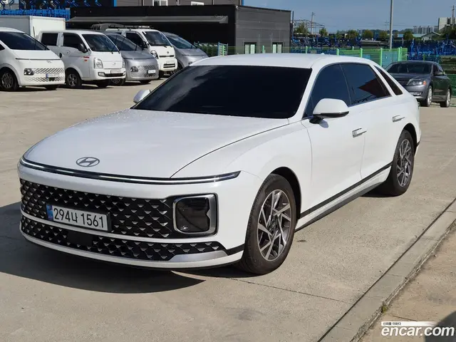 Main__Slider__Photo:Grandeur Hyundai 2026.3-1