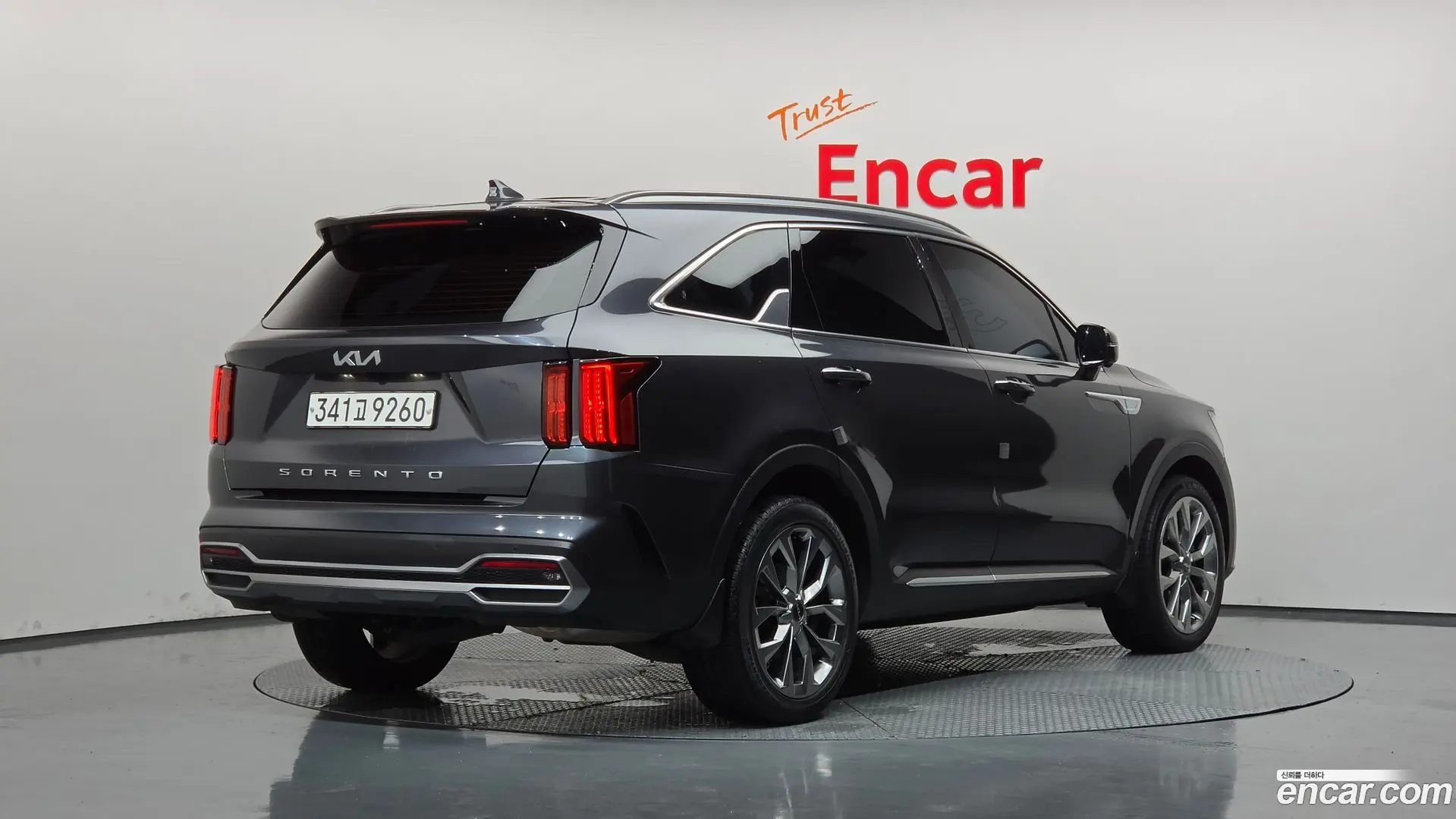 Main__Slider__Photo:Sorento Kia 2021.7-1
