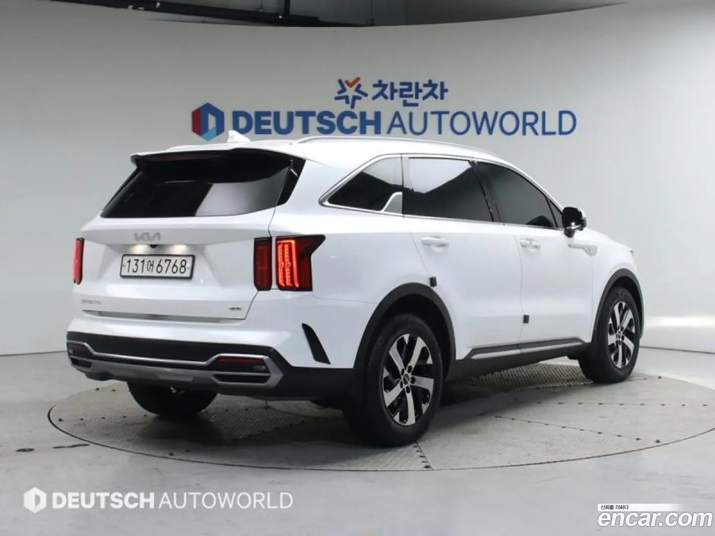 Main__Slider__Photo:Sorento Kia 2023.0-1