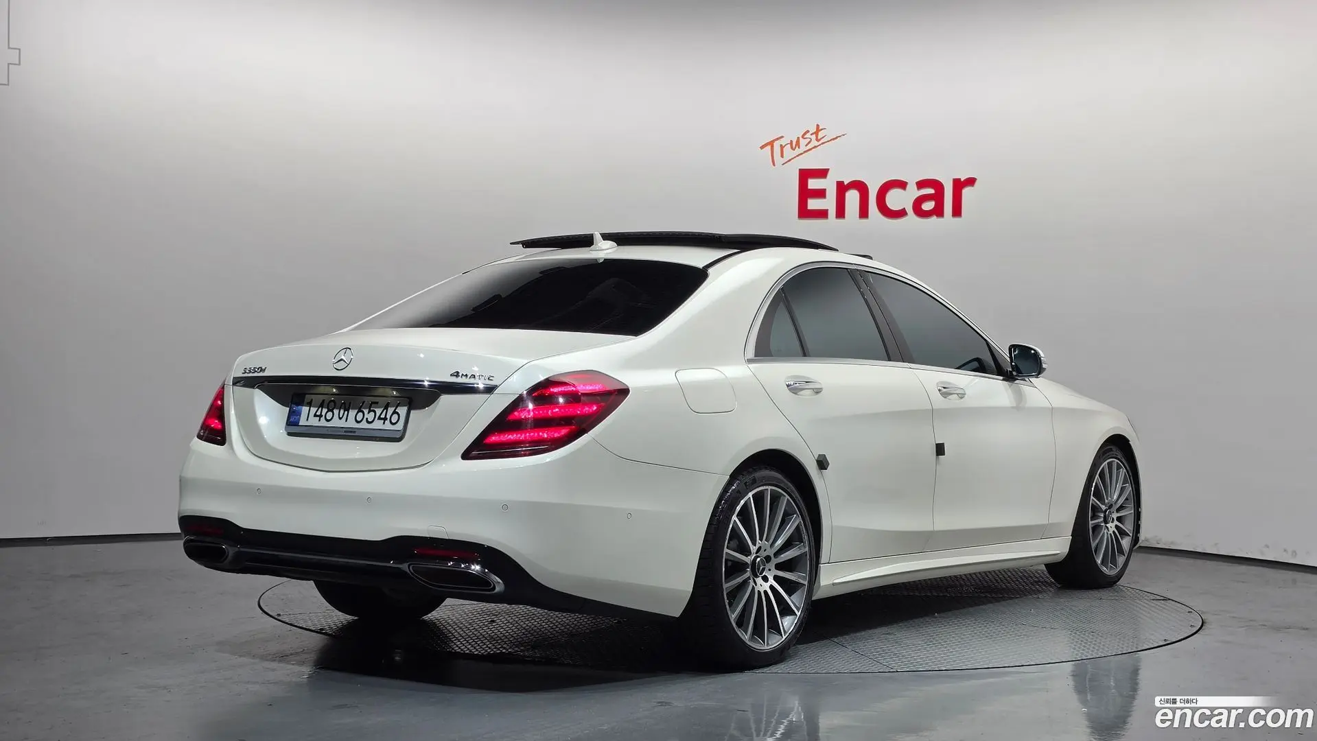Main__Slider__Photo:S-Class Mercedes-Benz 2019.9-1