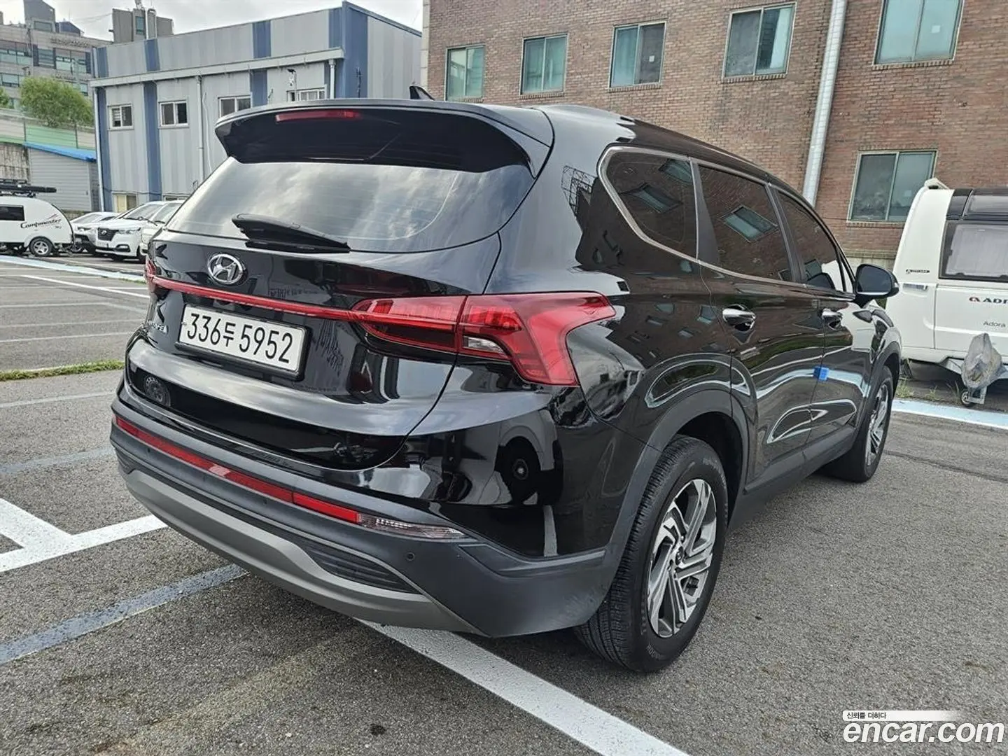 Main__Slider__Photo:Santafe Hyundai 2023.1-1