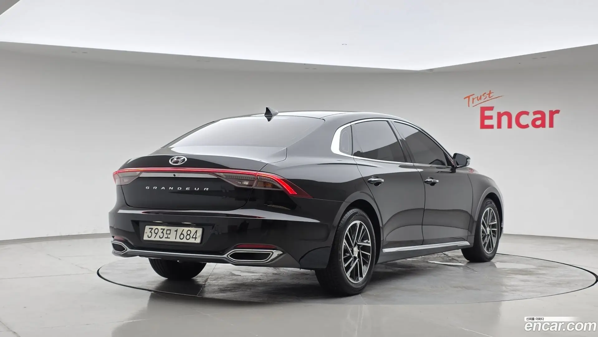 Main__Slider__Photo:Grandeur Hyundai 2020.9-1