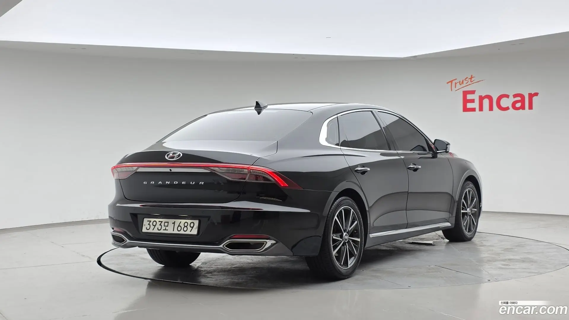 Main__Slider__Photo:Grandeur Hyundai 2021.5-1