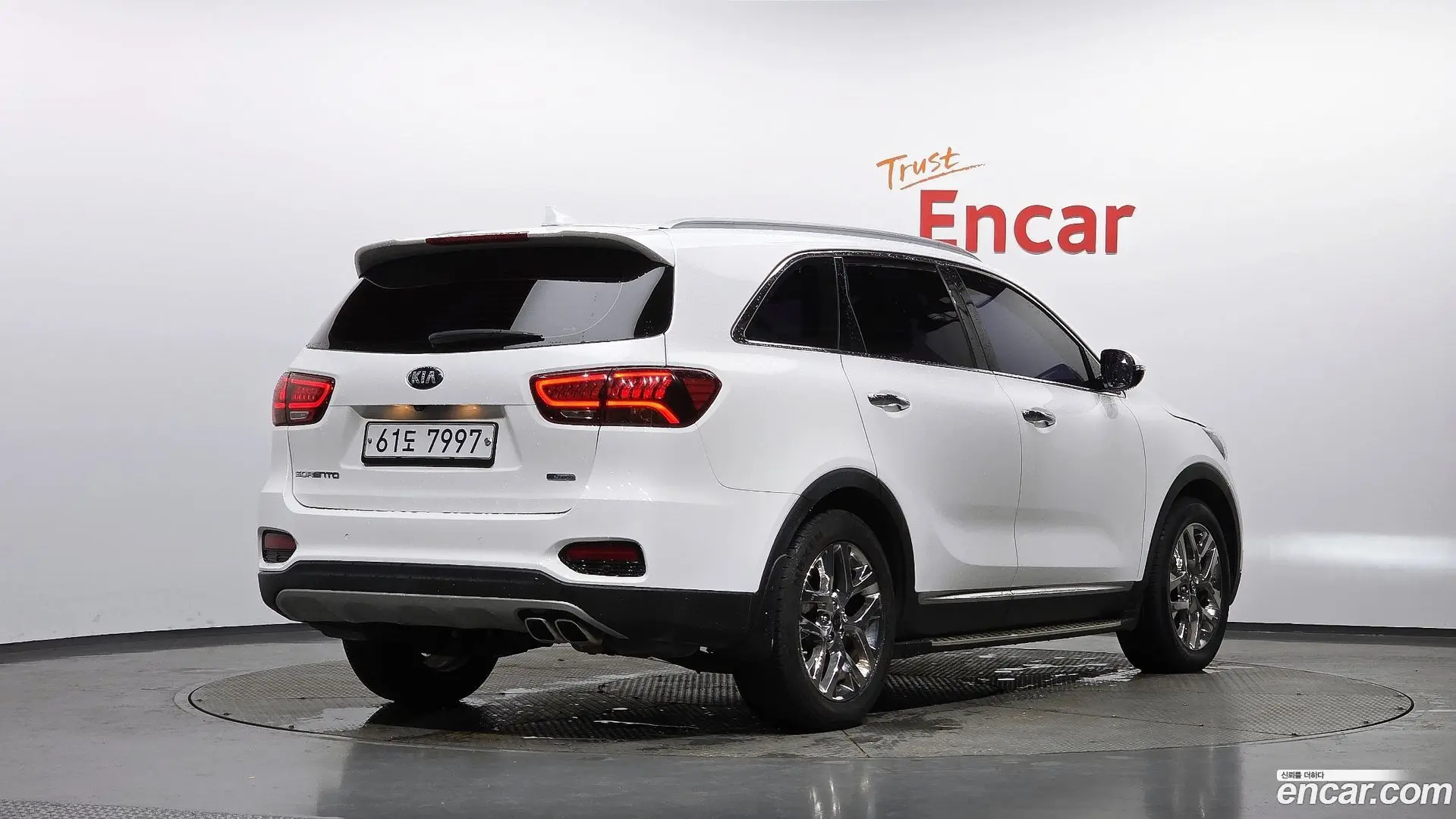 Main__Slider__Photo:Sorento Kia 2019.1-1