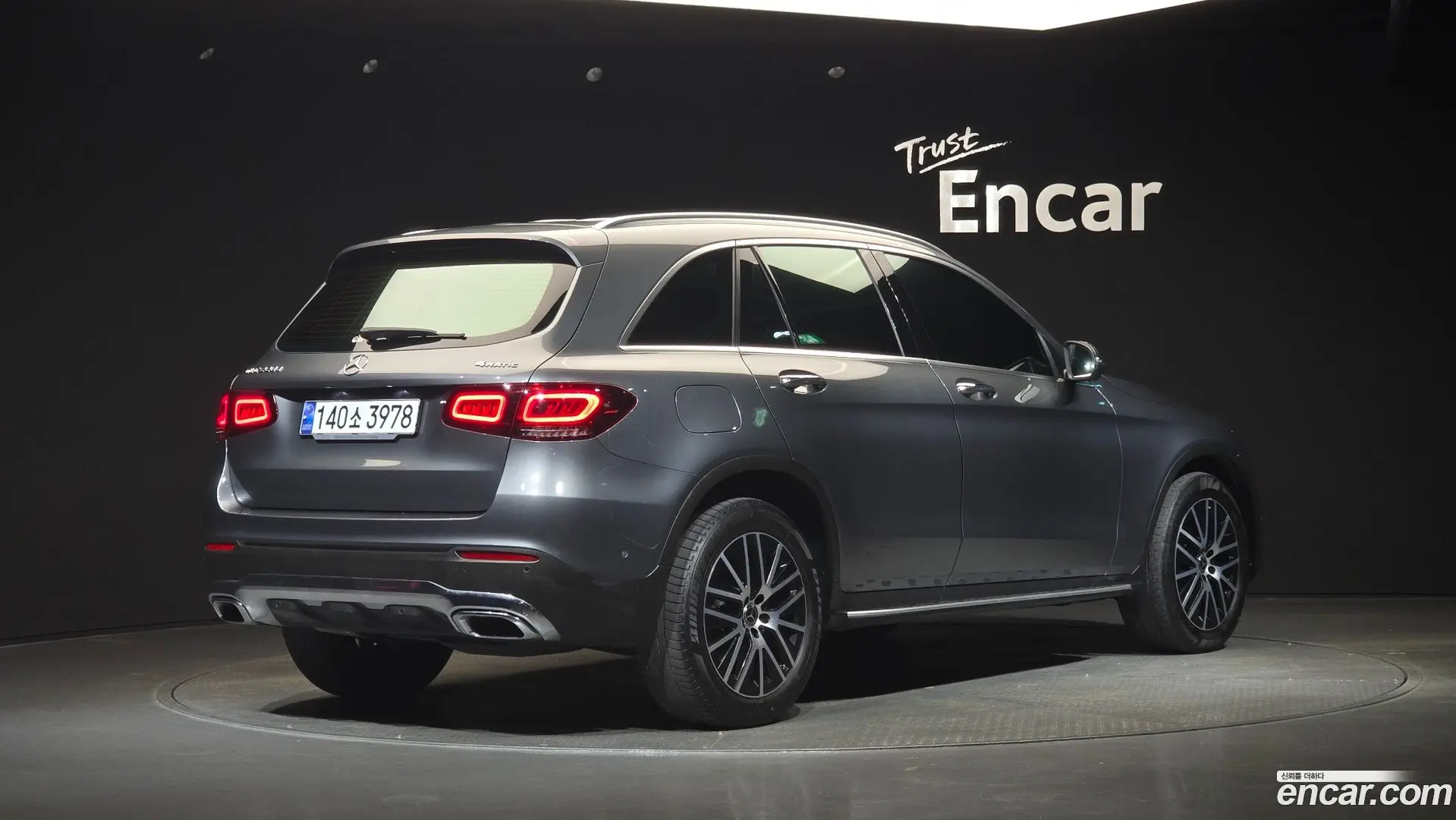 Main__Slider__Photo:GLC-Class Mercedes-Benz 2022.9-1