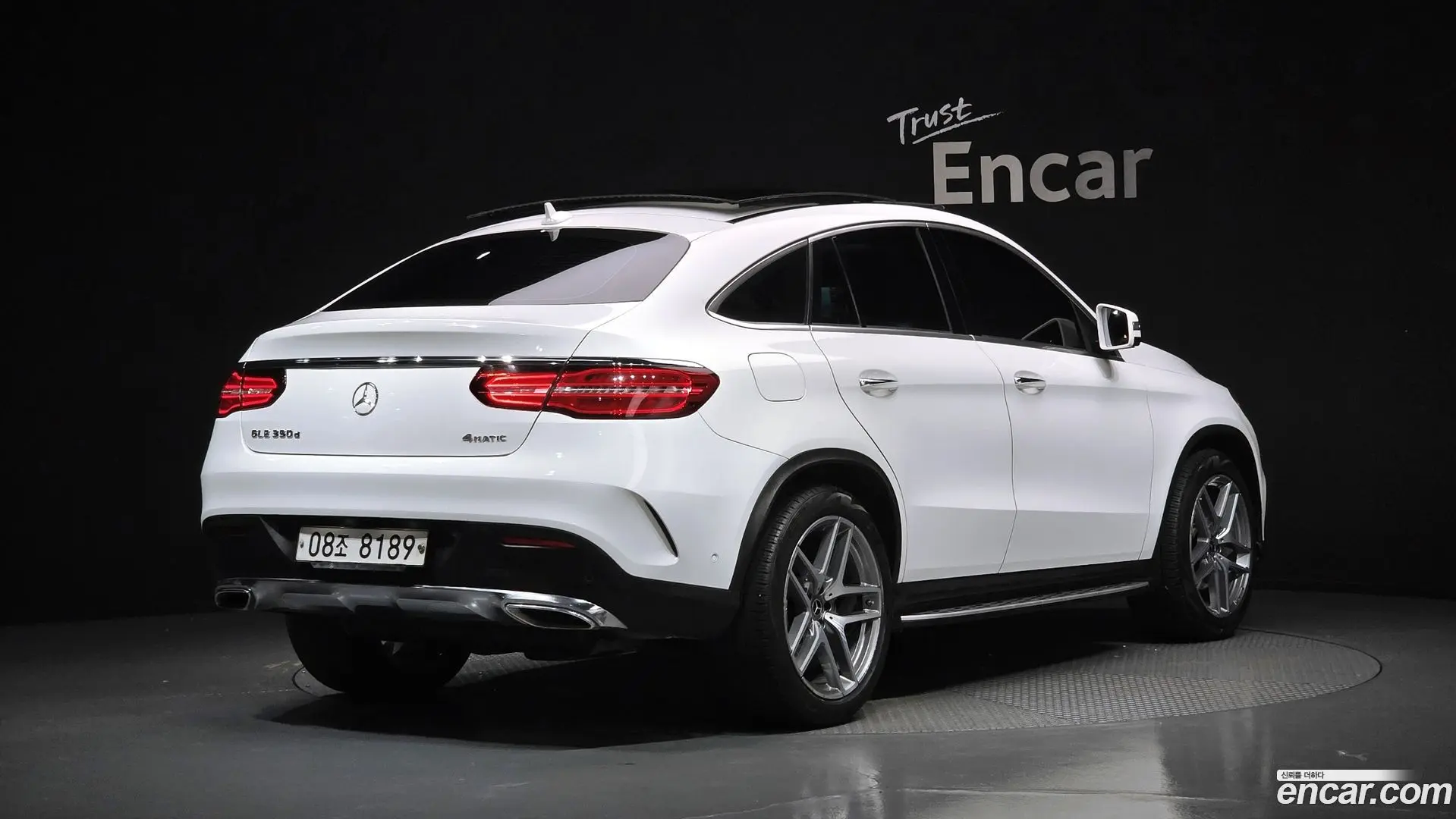 Main__Slider__Photo:GLE-Class Mercedes-Benz 2017.3-1