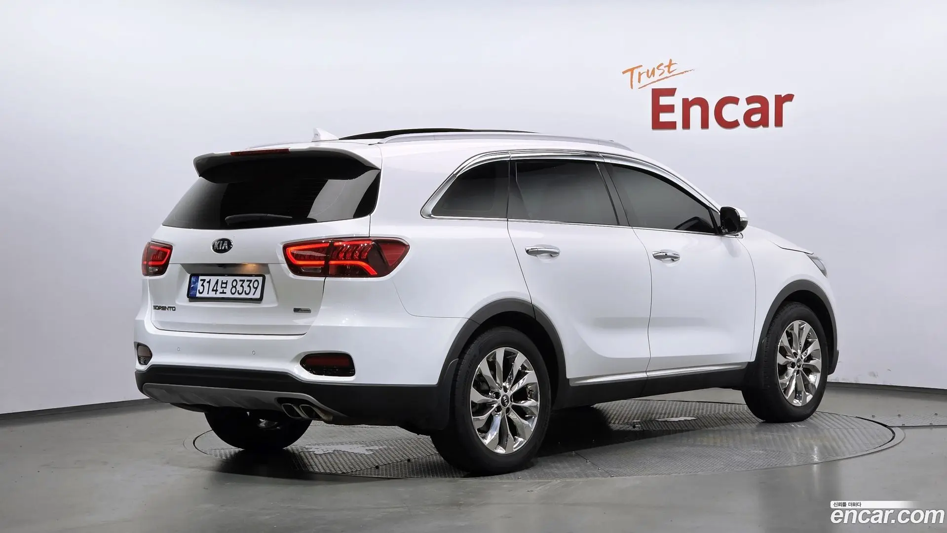 Main__Slider__Photo:Sorento Kia 2019.10-1