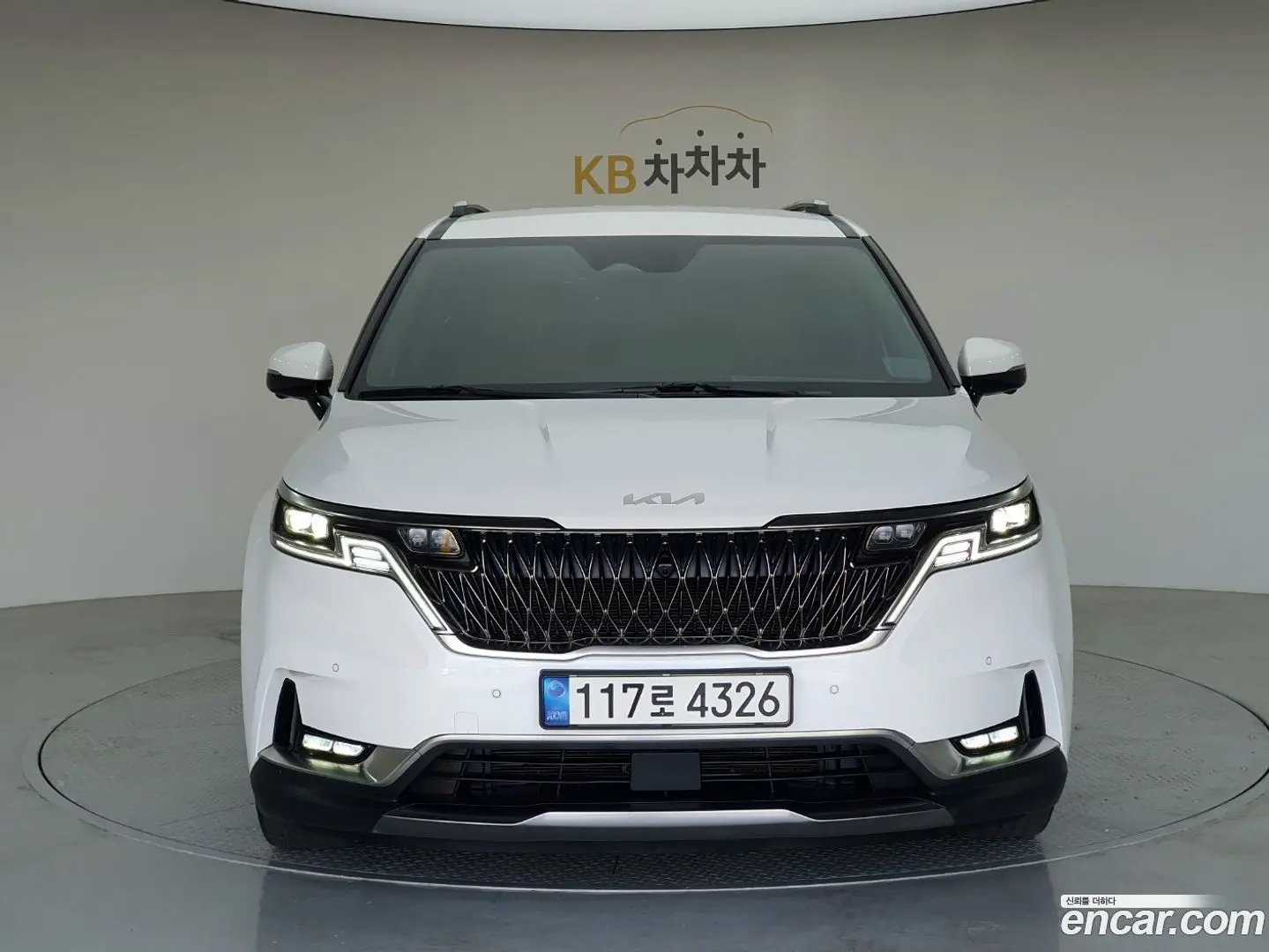 Main__Slider__Photo:Canival Kia 2022.5-1