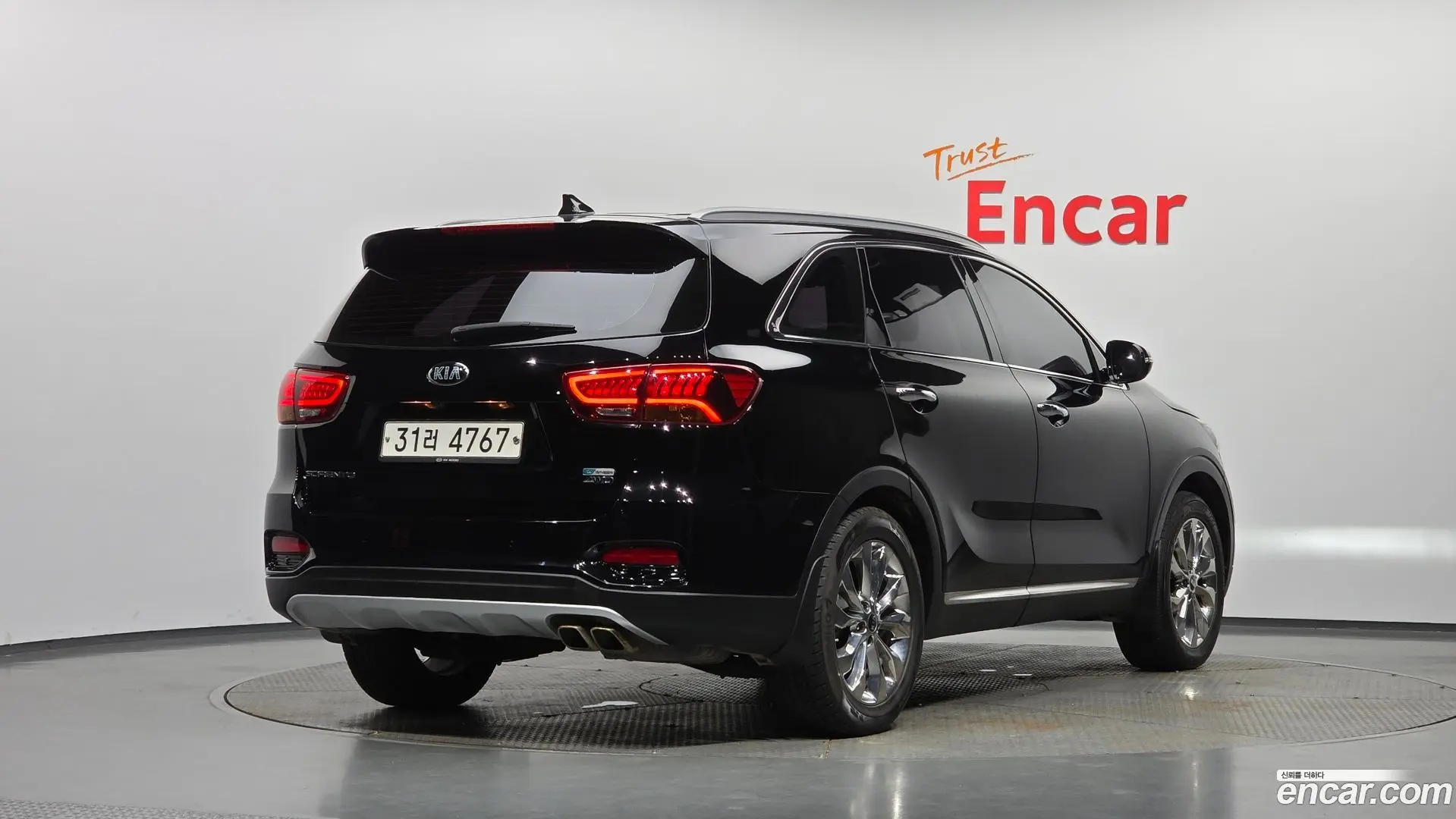 Main__Slider__Photo:Sorento Kia 2017.10-1