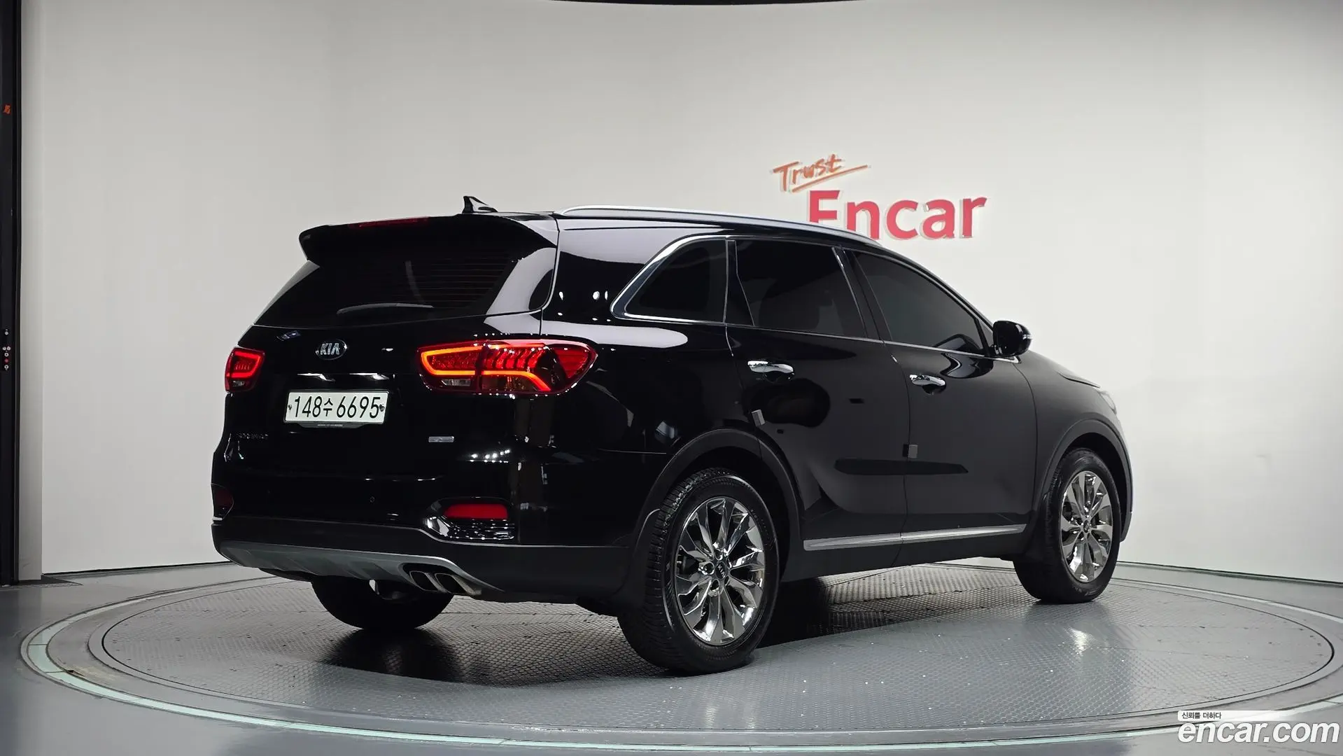 Main__Slider__Photo:Sorento Kia 2019.10-1