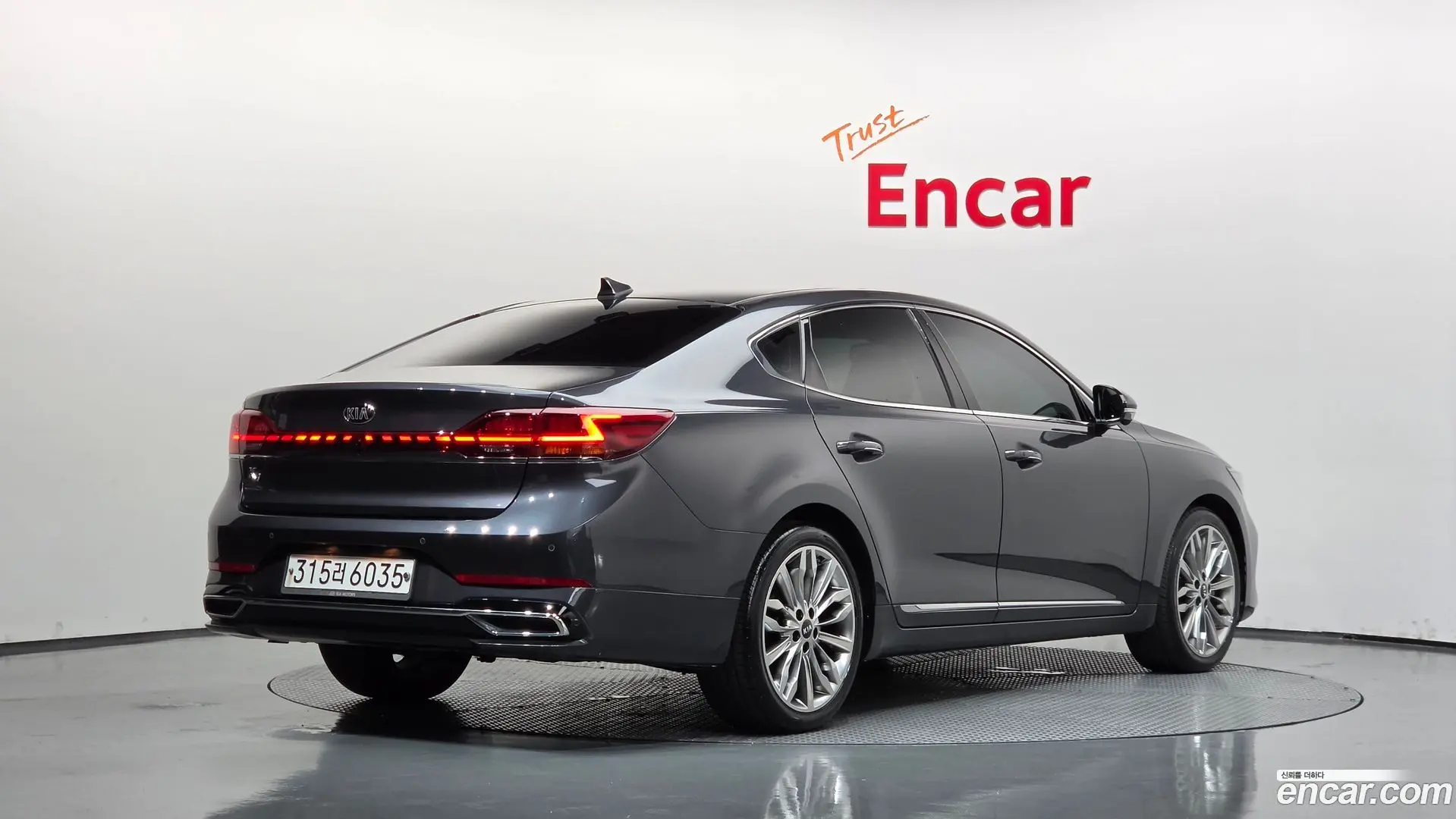 Main__Slider__Photo:K7 Kia 2019.8-1