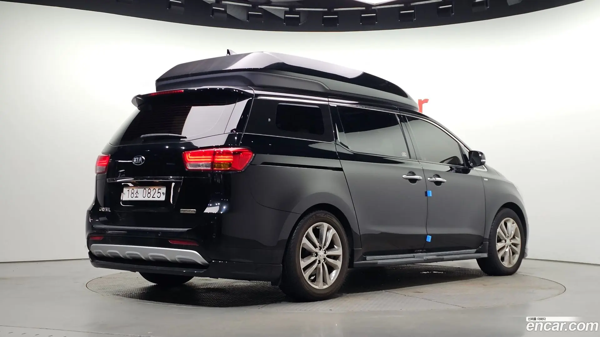 Main__Slider__Photo:Canival Kia 2016.3-1