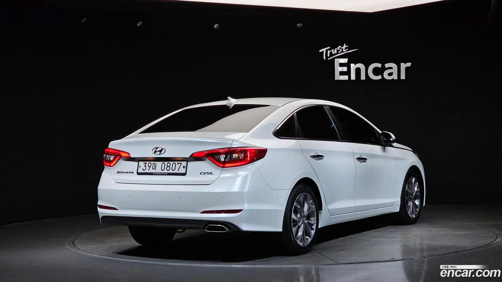 Main__Slider__Photo:Sonata Hyundai 2016.4-1