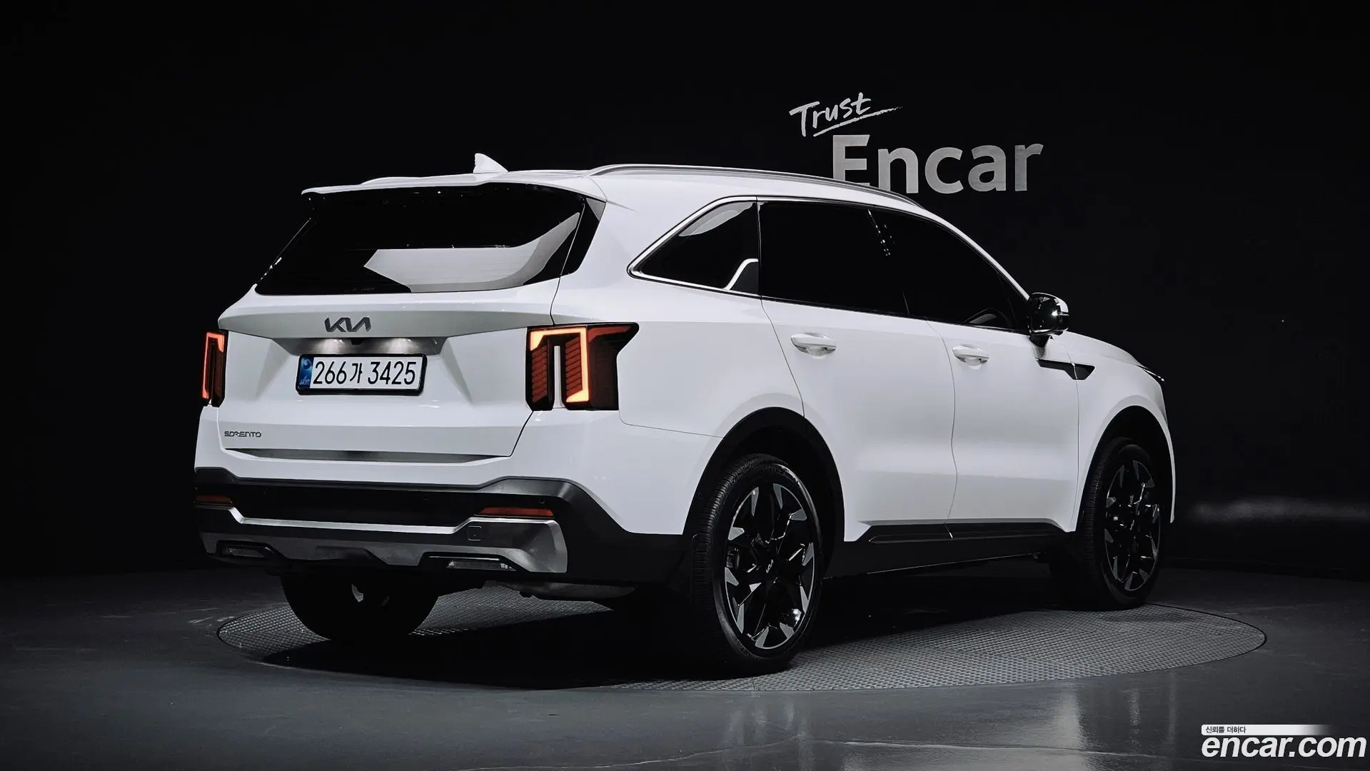 Main__Slider__Photo:Sorento Kia 2026.1-1