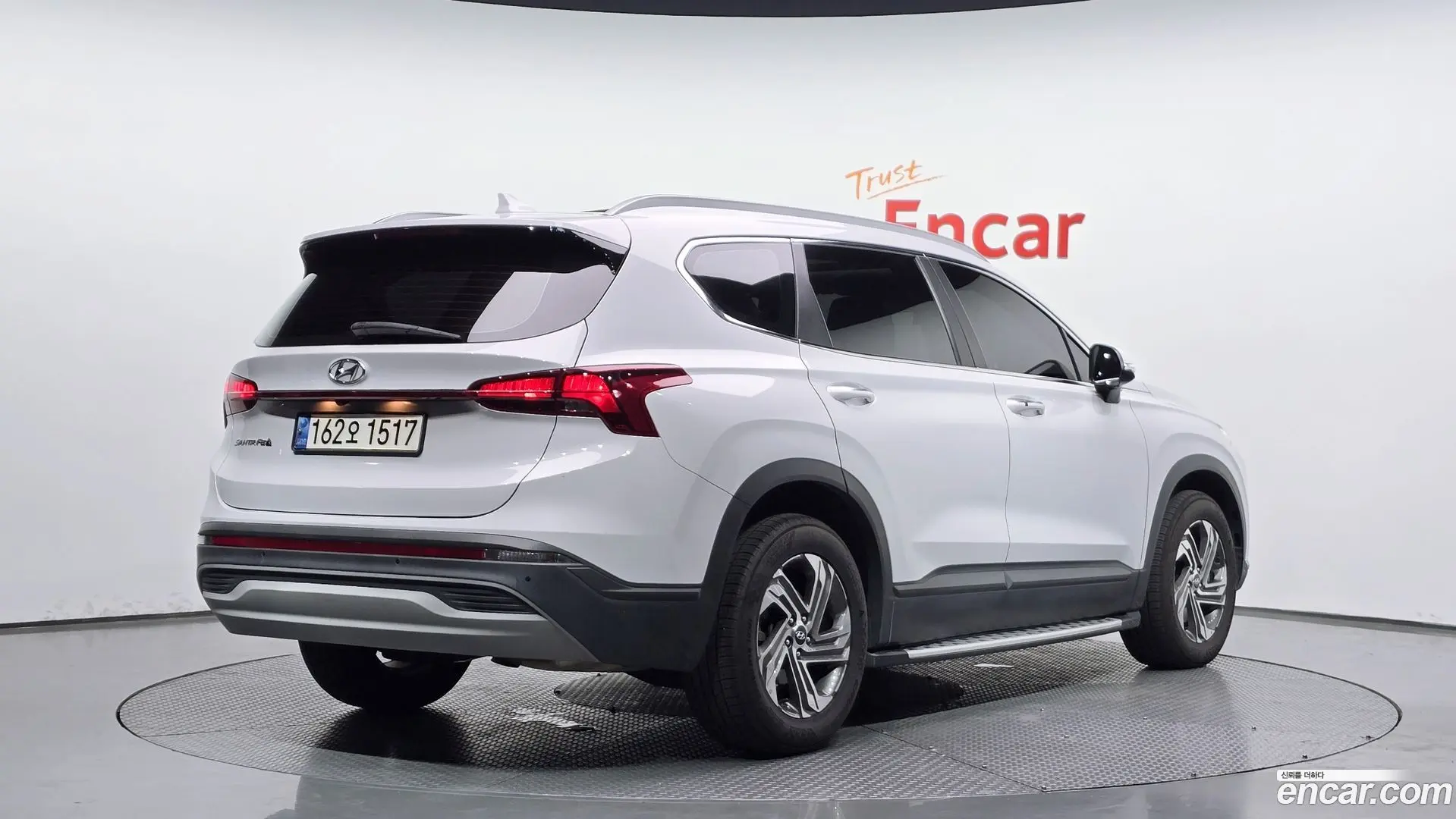 Main__Slider__Photo:Santafe Hyundai 2022.11-1