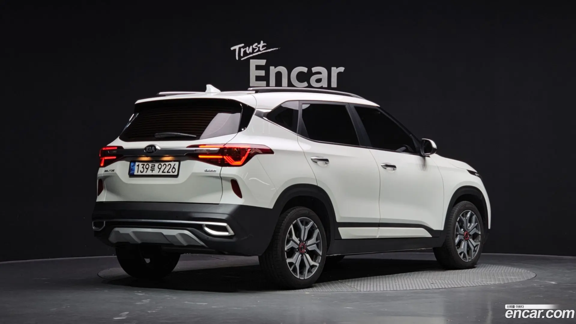 Main__Slider__Photo:Seltos Kia 2020.8-1