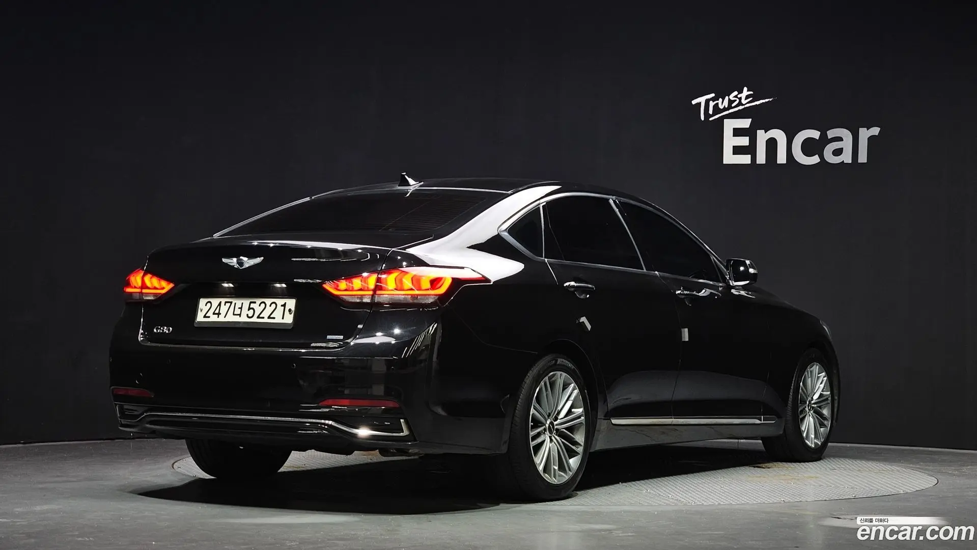 Main__Slider__Photo:G80 Genesis 2018.11-1