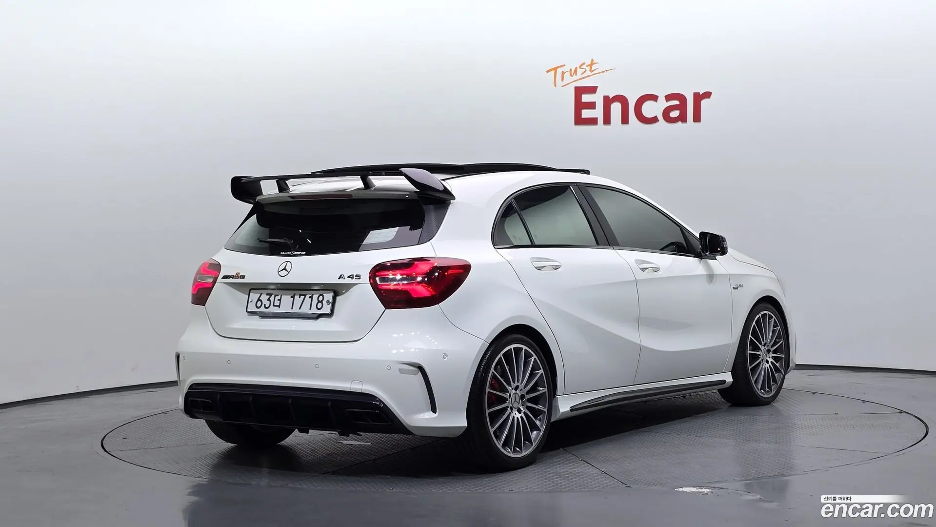 Main__Slider__Photo:A-Class Mercedes-Benz 2016.2-1