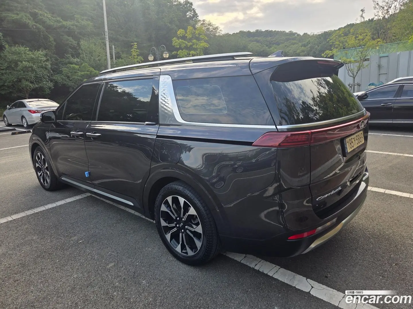 Main__Slider__Photo:Canival Kia 2021.4-1