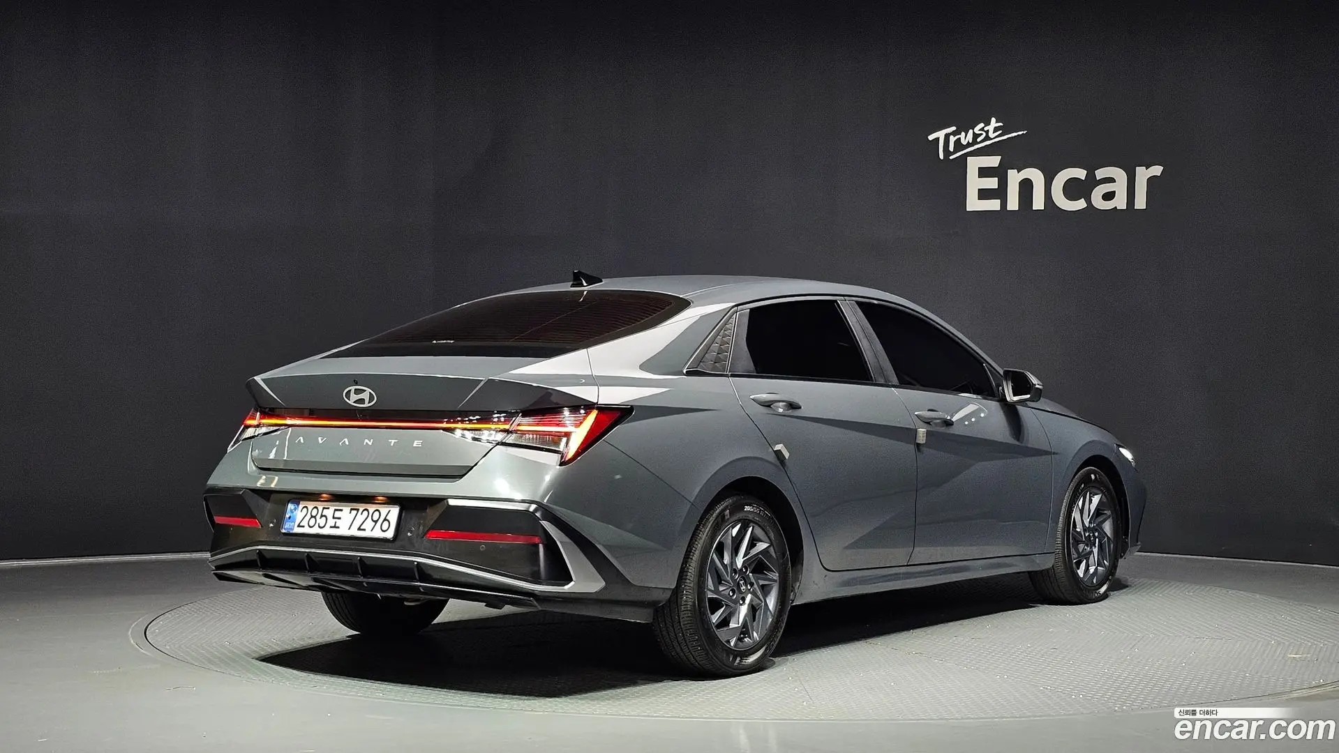 Main__Slider__Photo:AVANTE Hyundai 2023.10-1