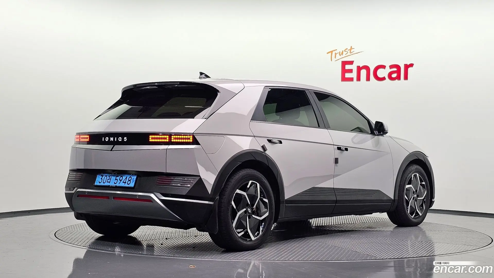 Main__Slider__Photo:Ioniq5 Hyundai 2022.6-1