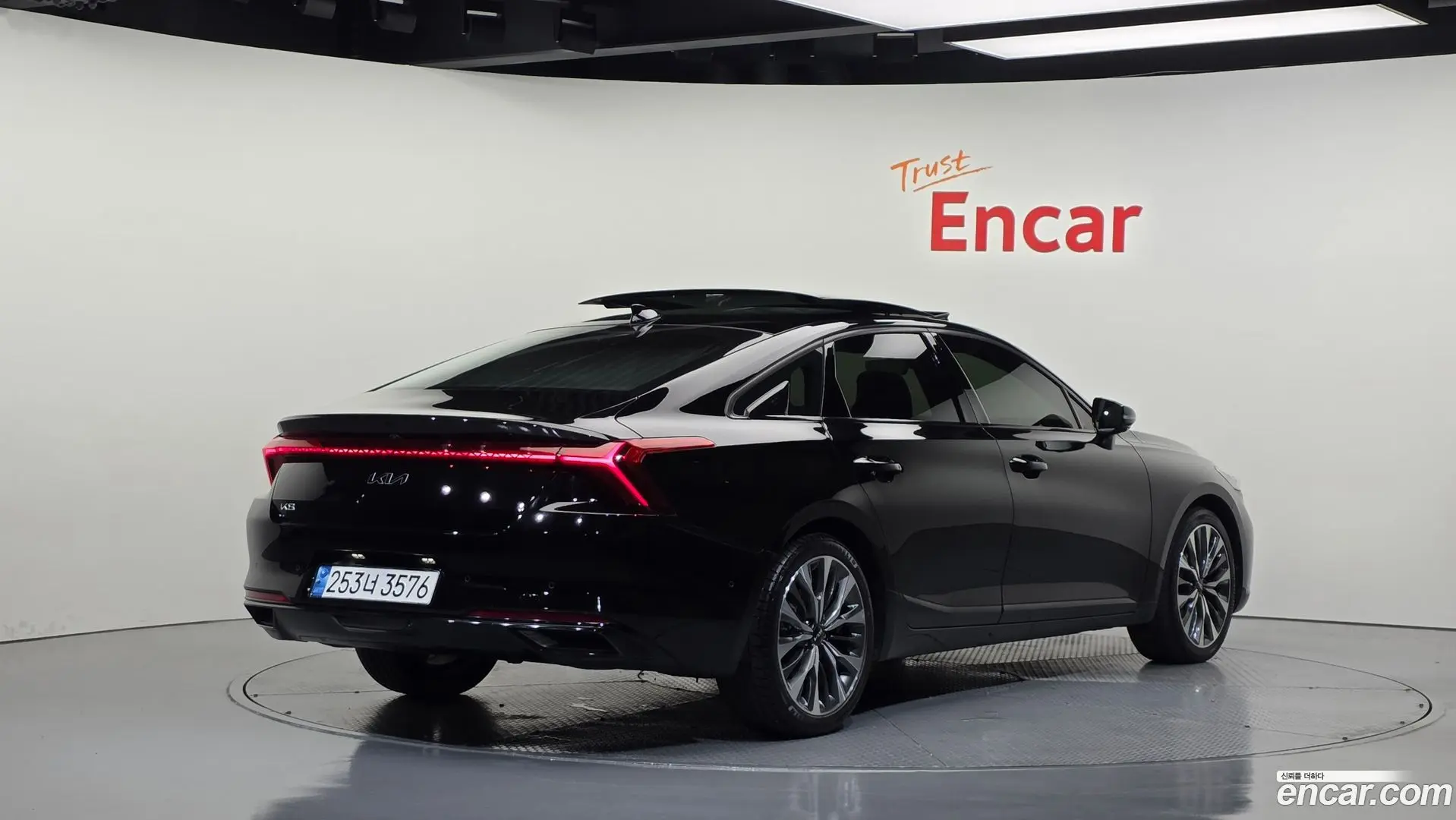 Main__Slider__Photo:K8 Kia 2022.8-1