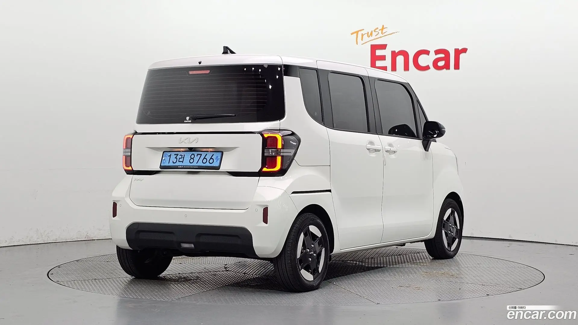 Main__Slider__Photo:RAY Kia 2024.5-1