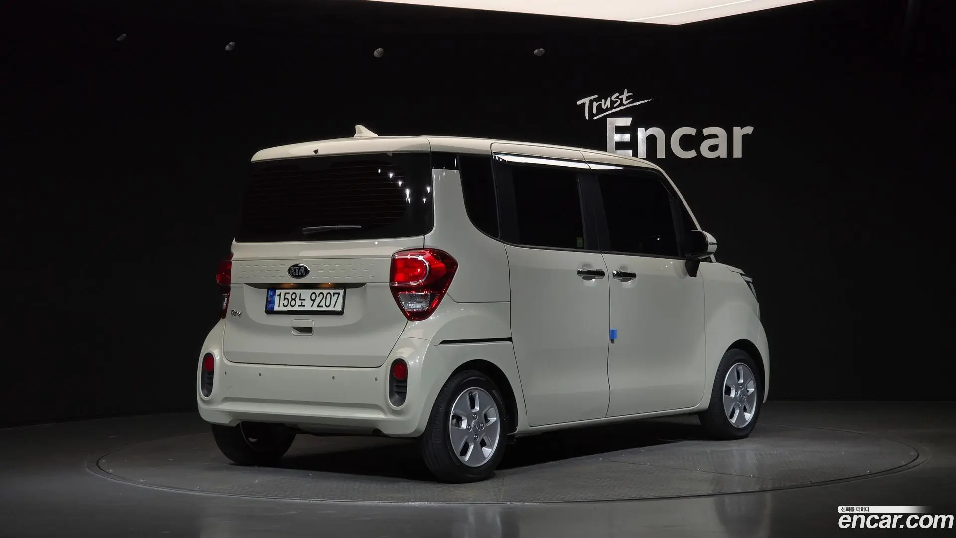 Main__Slider__Photo:RAY Kia 2021.5-1