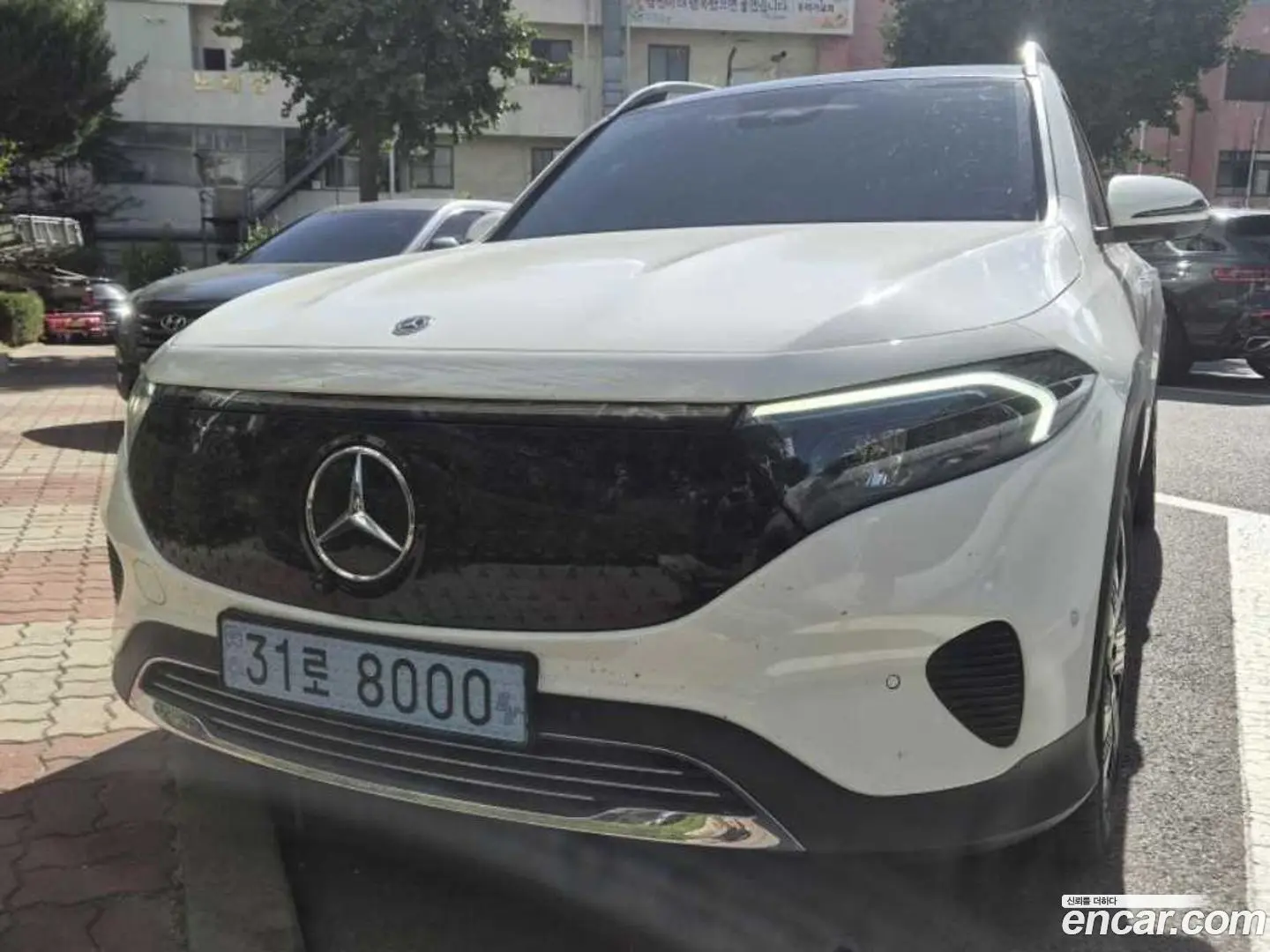 Main__Slider__Photo:EQB Mercedes-Benz 2025.10-1