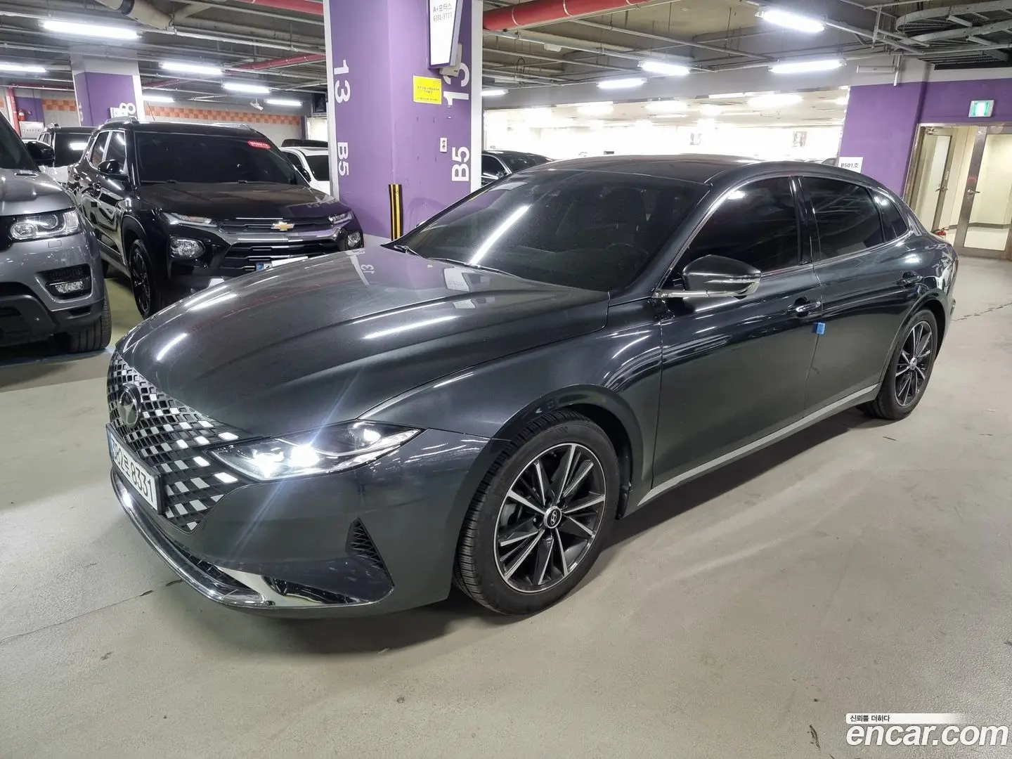 Main__Slider__Photo:Grandeur Hyundai 2020.8-1