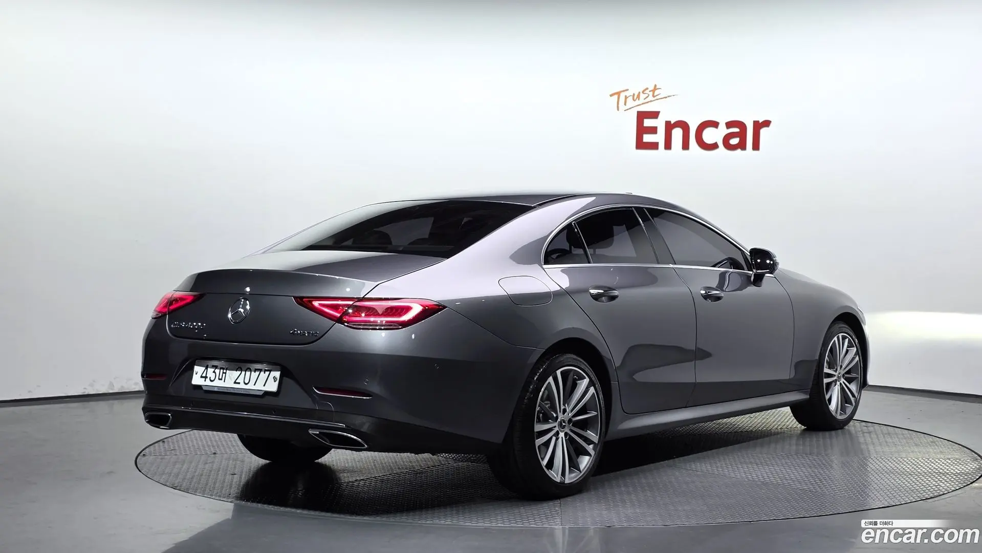Main__Slider__Photo:CLS-Class Mercedes-Benz 2019.1-1