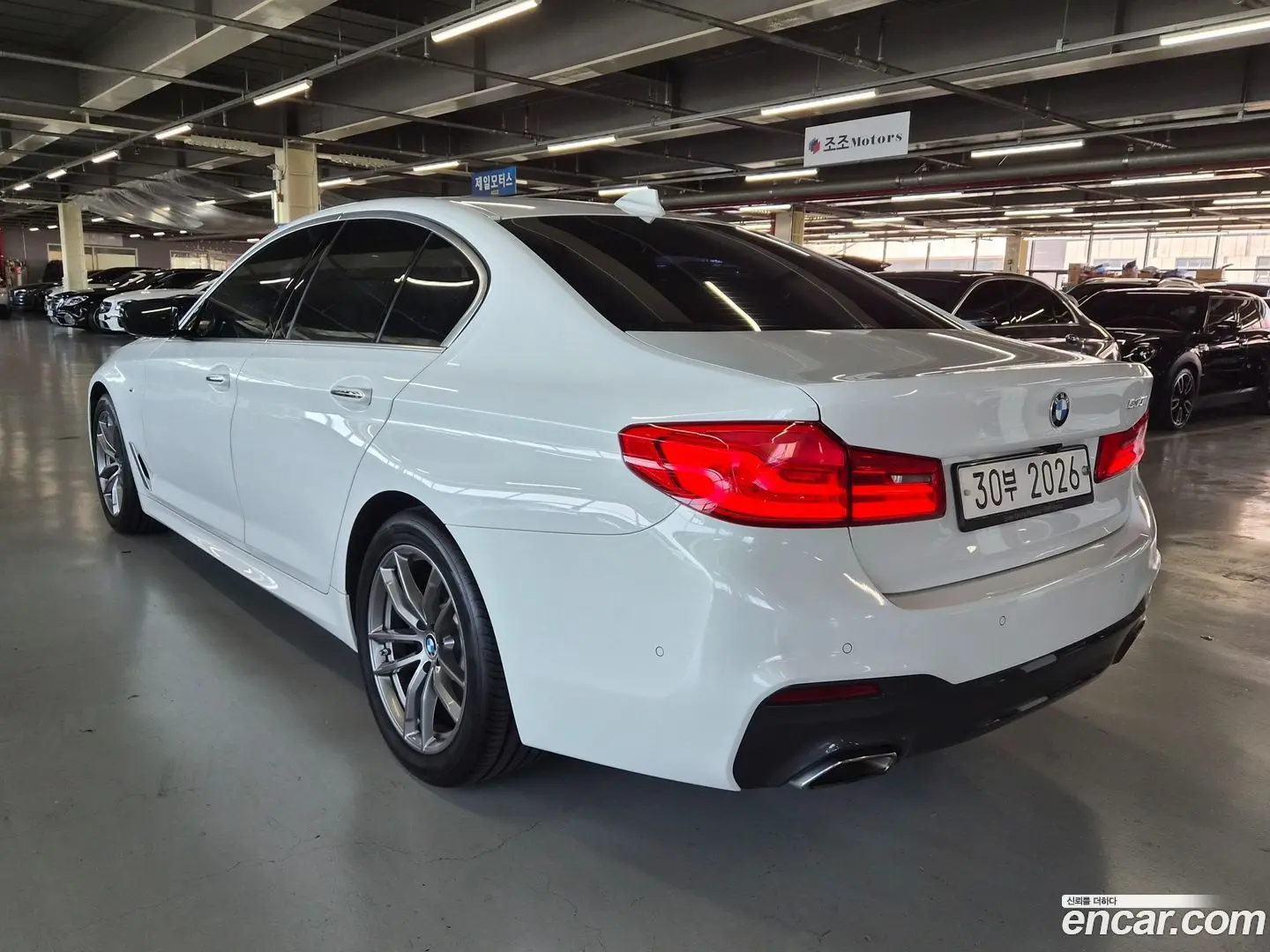 Main__Slider__Photo:5-Series BMW 2018.1-1