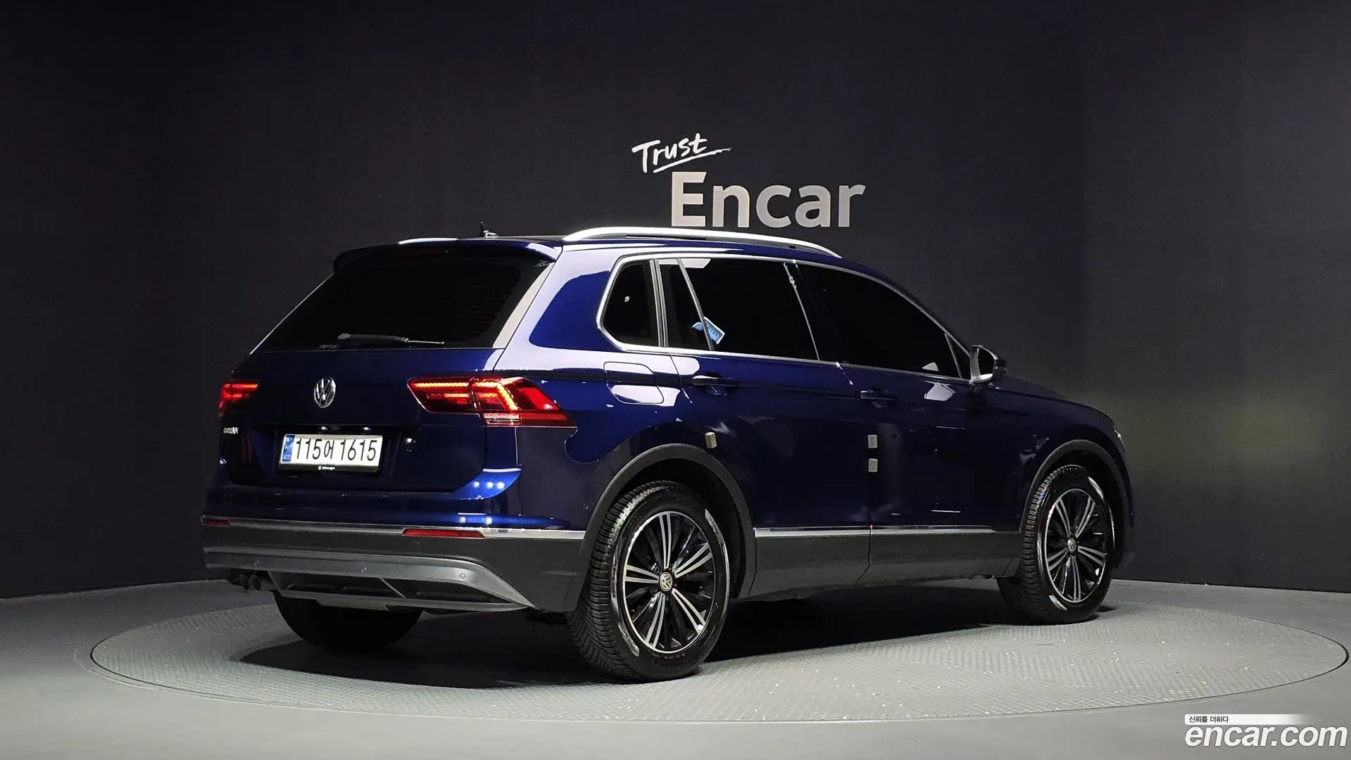 Main__Slider__Photo:Tiguan Volkswagen 2020.7-1