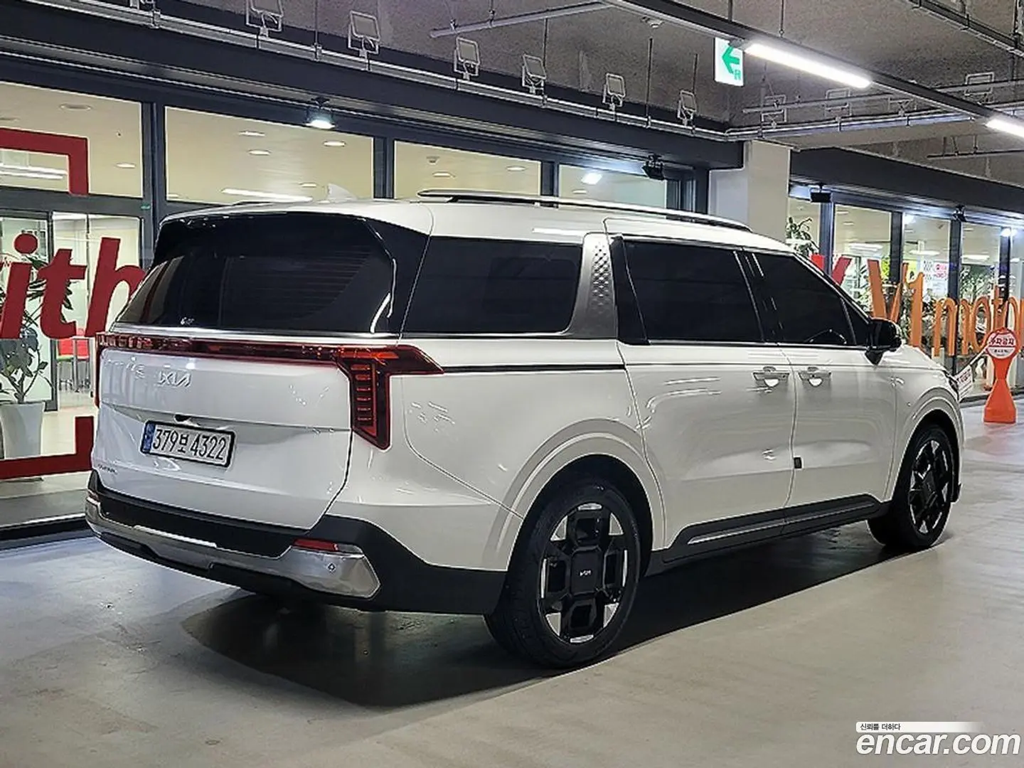 Main__Slider__Photo:Canival Kia 2024.2-1