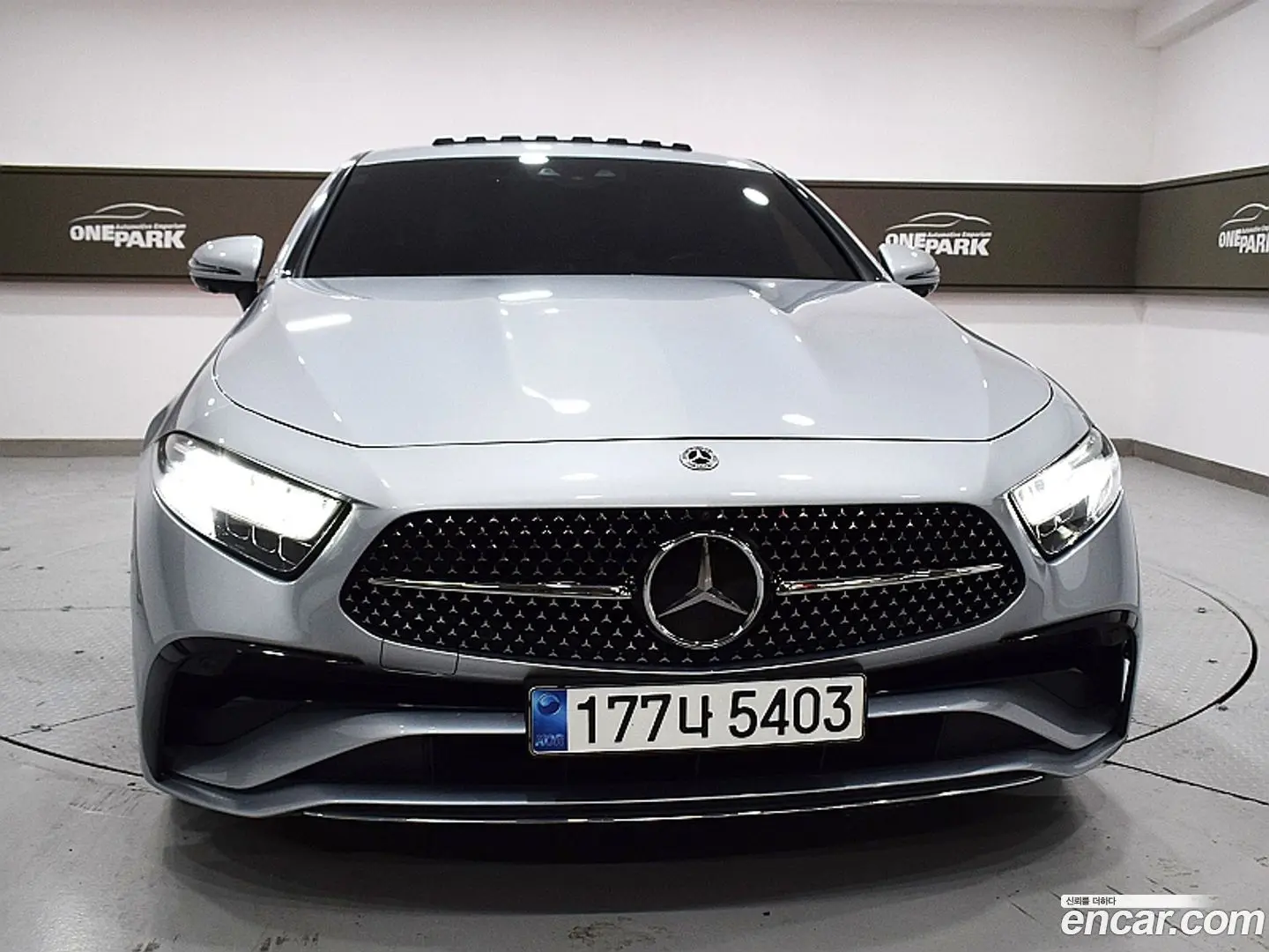 Main__Slider__Photo:CLS-Class Mercedes-Benz 2023.8-1