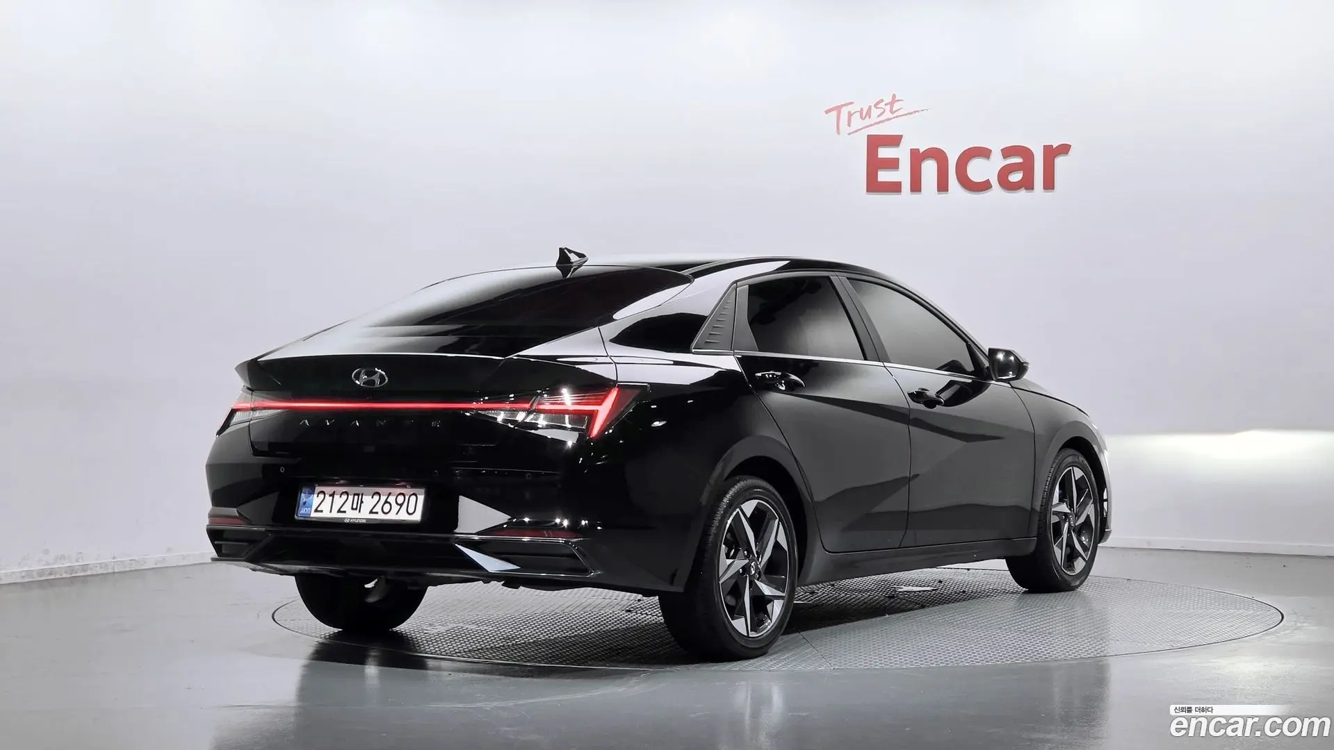 Main__Slider__Photo:AVANTE Hyundai 2022.0-1
