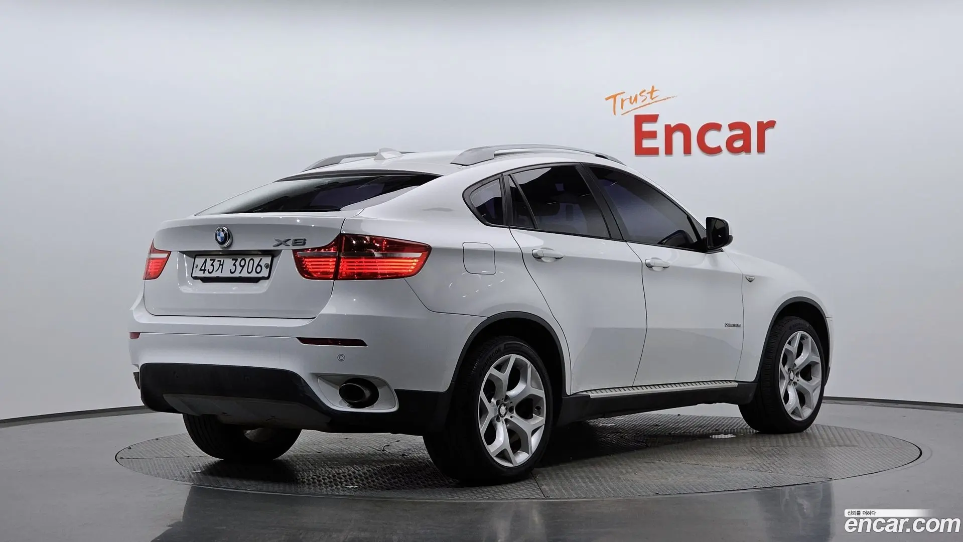 Main__Slider__Photo:X6 BMW 2012.3-1