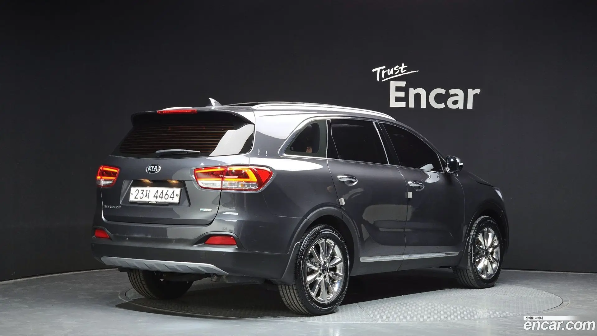 Main__Slider__Photo:Sorento Kia 2017.4-1