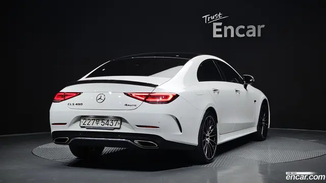 Main__Slider__Photo:CLS-Class Mercedes-Benz 2019.10-1