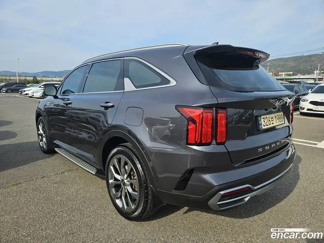 Main__Slider__Photo:Sorento Kia 2021.7-1