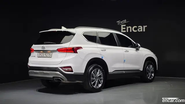 Main__Slider__Photo:Santafe Hyundai 2019.5-1