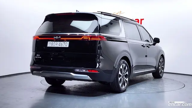 Main__Slider__Photo:Canival Kia 2022.2-1