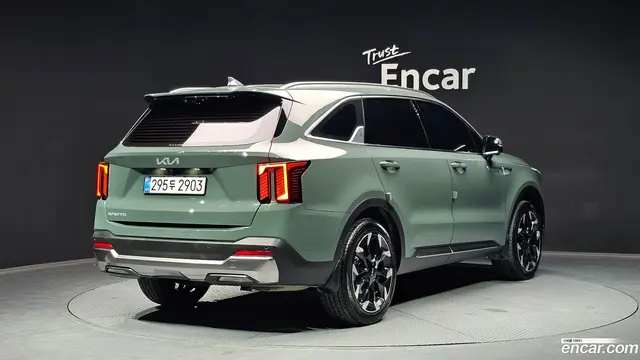 Main__Slider__Photo:Sorento Kia 2025.6-1