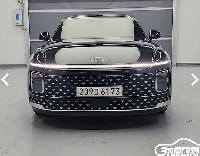 Main__Slider__Photo:Grandeur Hyundai 2023.9-1