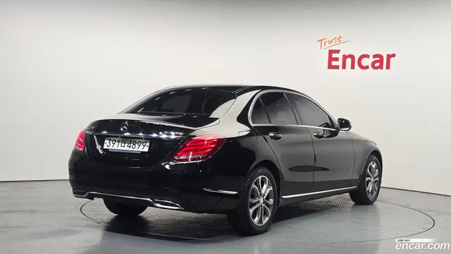 Main__Slider__Photo:C-Class Mercedes-Benz 2015.6-1