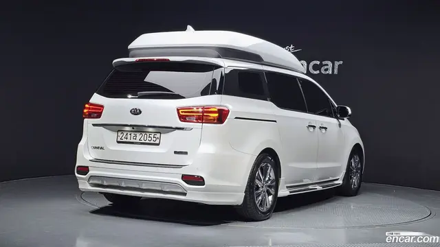 Main__Slider__Photo:Canival Kia 2020.6-1