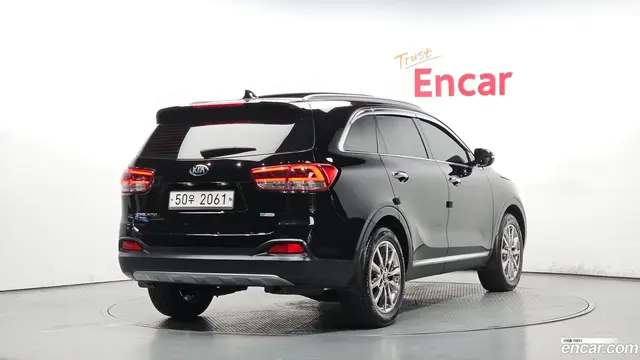 Main__Slider__Photo:Sorento Kia 2017.0-1