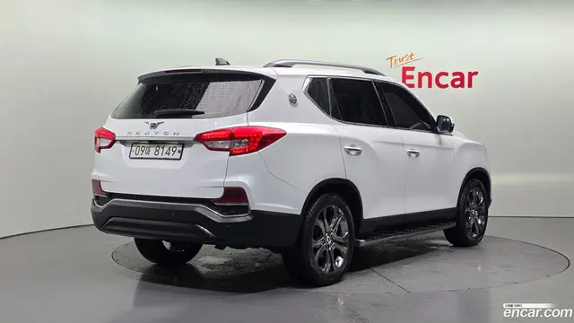 Main__Slider__Photo:Rexton KG Mobility 2018.6-1